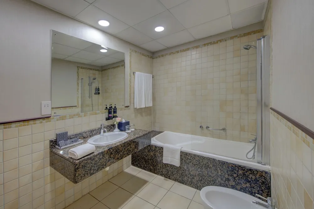 Three Bedroom Deluxe Apartment