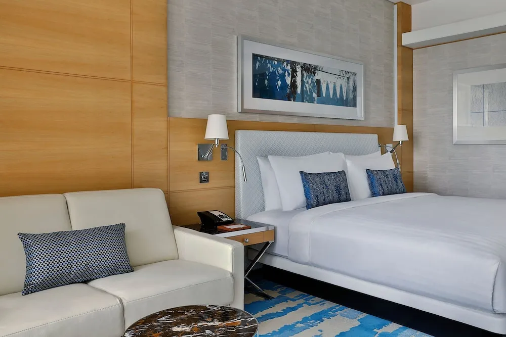 Deluxe Oda, 1 En Büyük (King) Boy Yatak ve Çekyat, Balkon