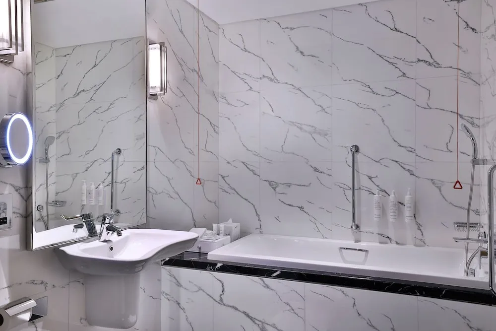 Deluxe Oda, 1 En Büyük (King) Boy Yatak ve Çekyat, Balkon