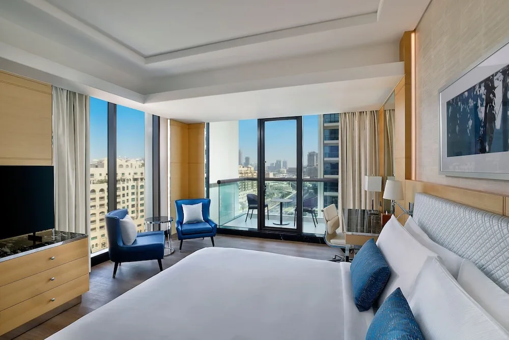 Deluxe Oda, 1 En Büyük (King) Boy Yatak ve Çekyat, Balkon