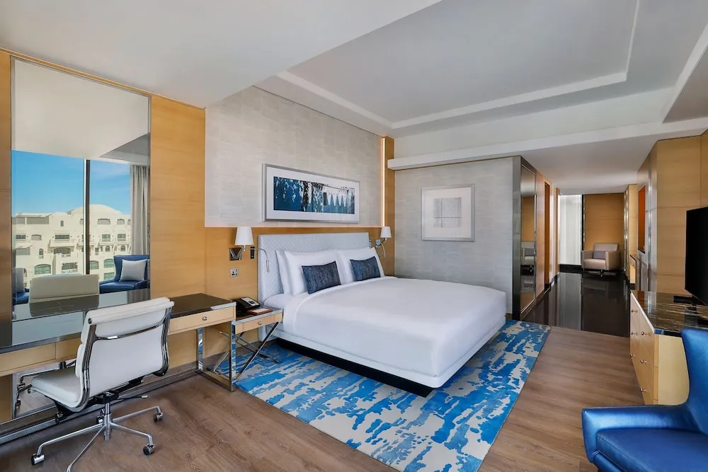 Deluxe Oda, 1 En Büyük (King) Boy Yatak ve Çekyat, Balkon
