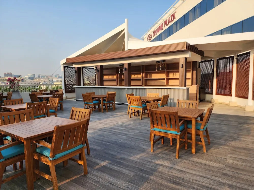 Süit, 1 Yatak Odası, engellilere uygun küvet, Club Dinlenme Salonu Girişi (Business Lounge Access)