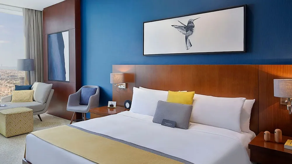 Deluxe Oda, 1 En Büyük (King) Boy Yatak, Şehir Manzaralı (High Floor)