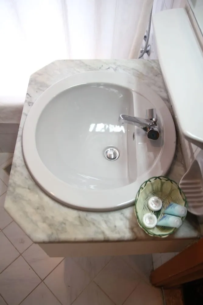 Standard Dört Kişilik Oda