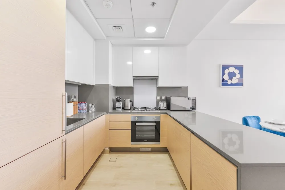 Ultra Deluxe Palm 1BR Apartment