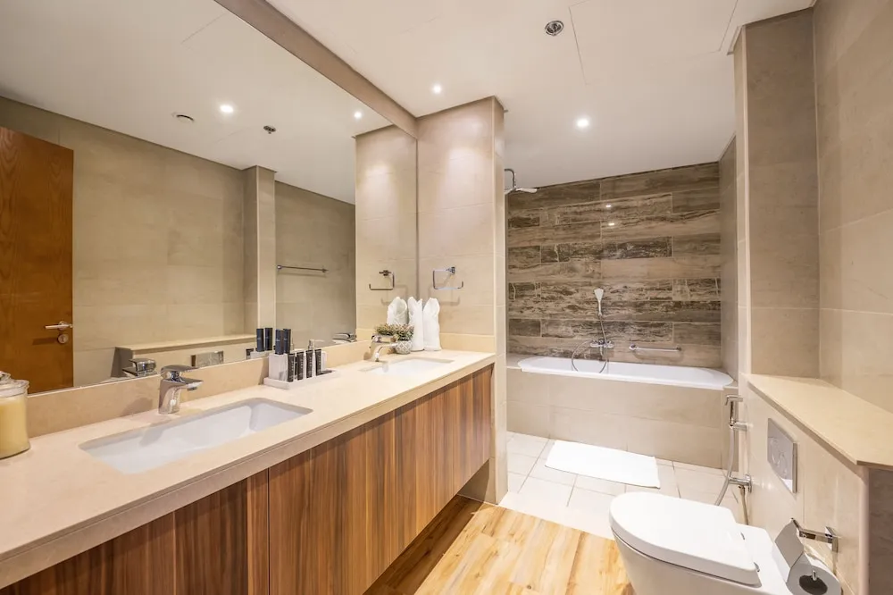 Ultra Deluxe Palm 1BR Apartment