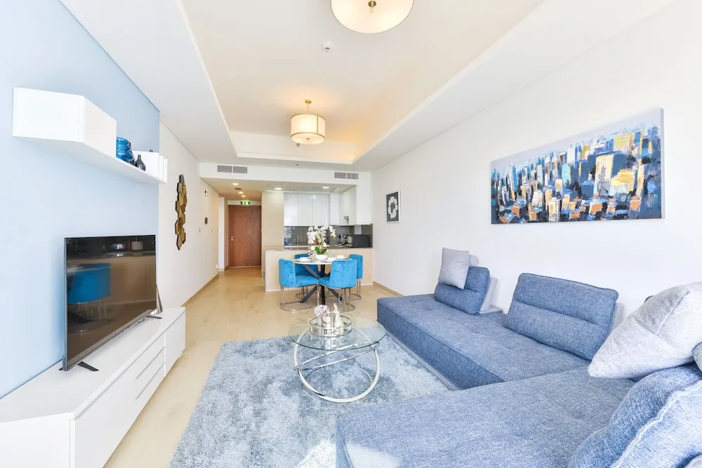 Ultra Deluxe Palm 1BR Apartment