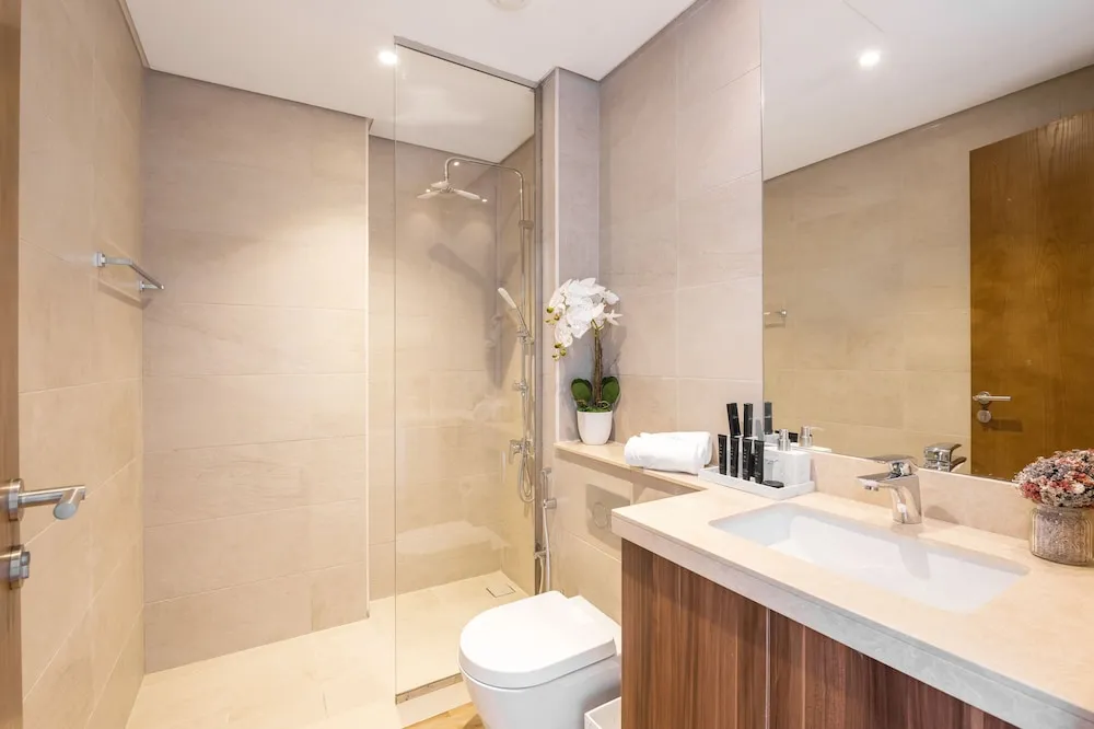 Ultra Deluxe Palm 2BR Apartment