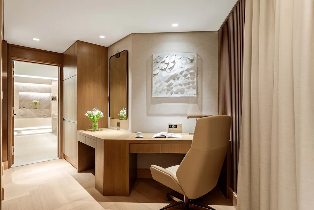 Süit, Deniz Manzaralı (Open Jacuzzi)