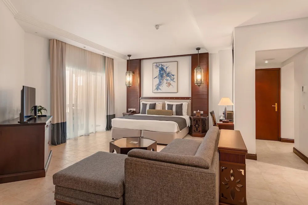 Junior Süit, 1 En Büyük (King) Boy Yatak, Deniz Manzaralı