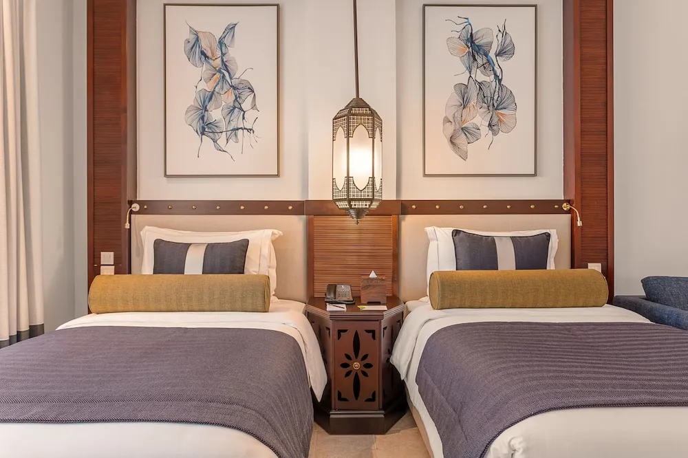 Deluxe Twin sea view room