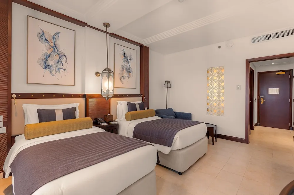 Deluxe Twin sea view room