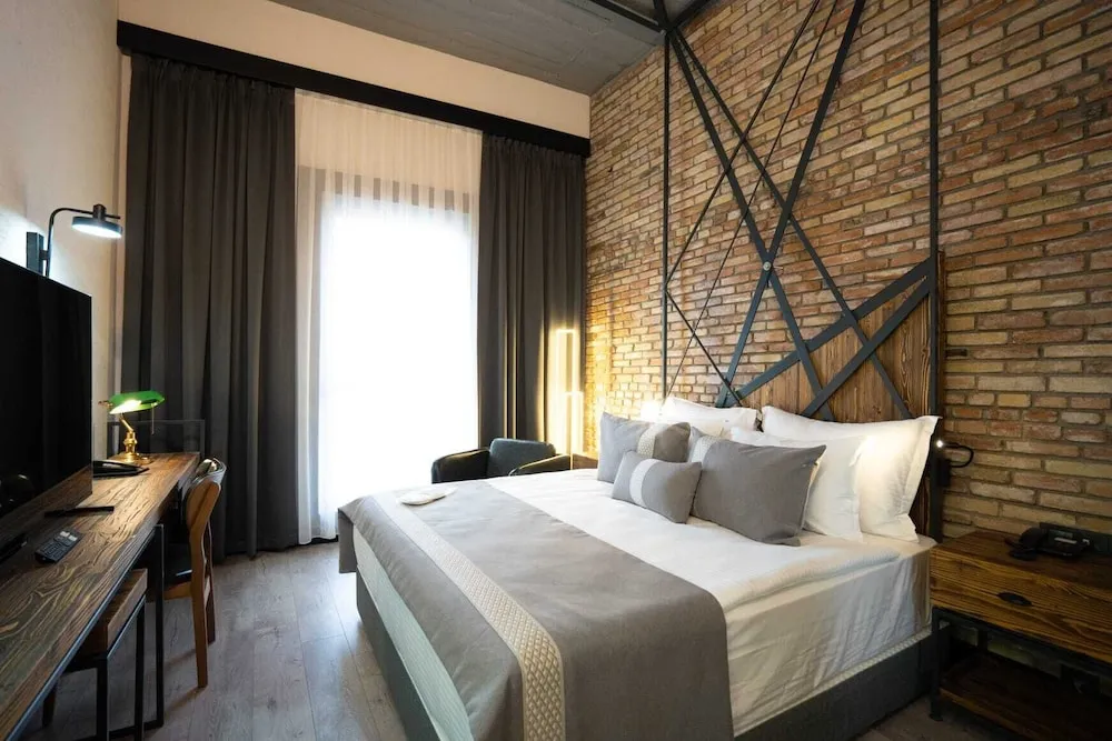 Junior Suite City View