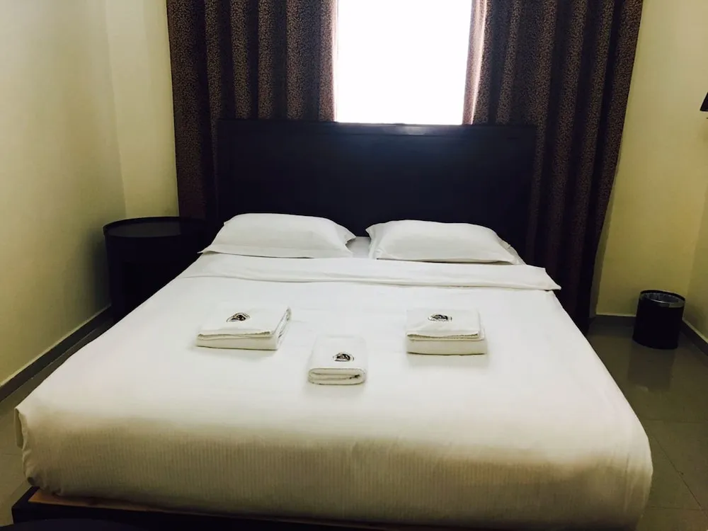 Deluxe Stüdyo, 1 Büyük (Queen) Boy Yatak, Sigara İçilebilir, Şehir Manzaralı