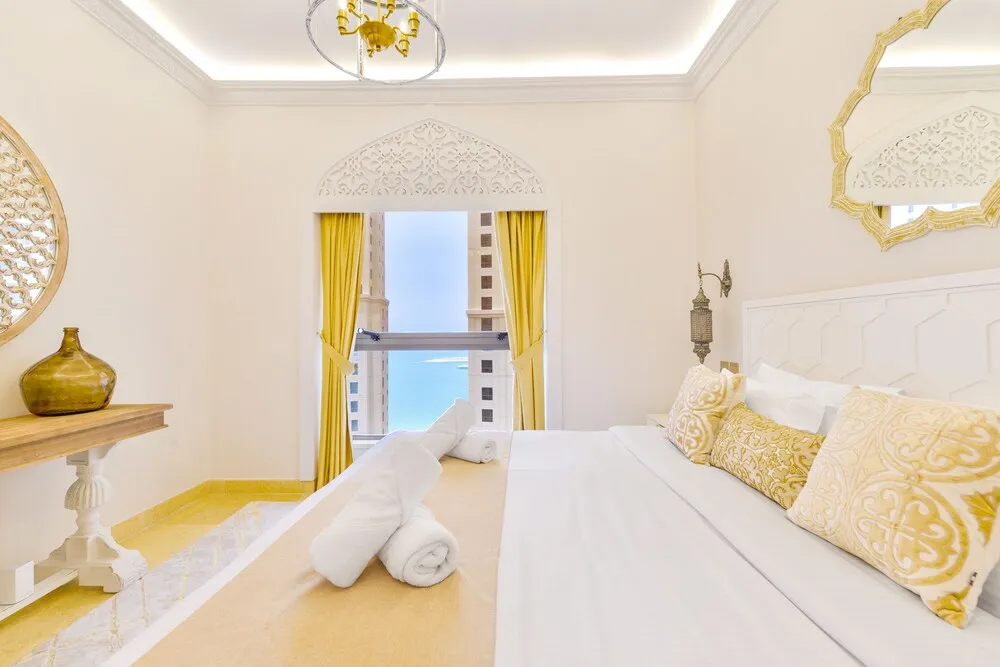 Deluxe 3BR Apartment plus maids room