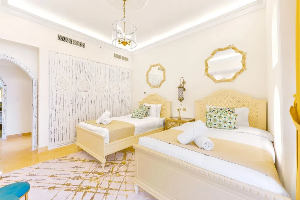 Deluxe 3BR Apartment plus maids room