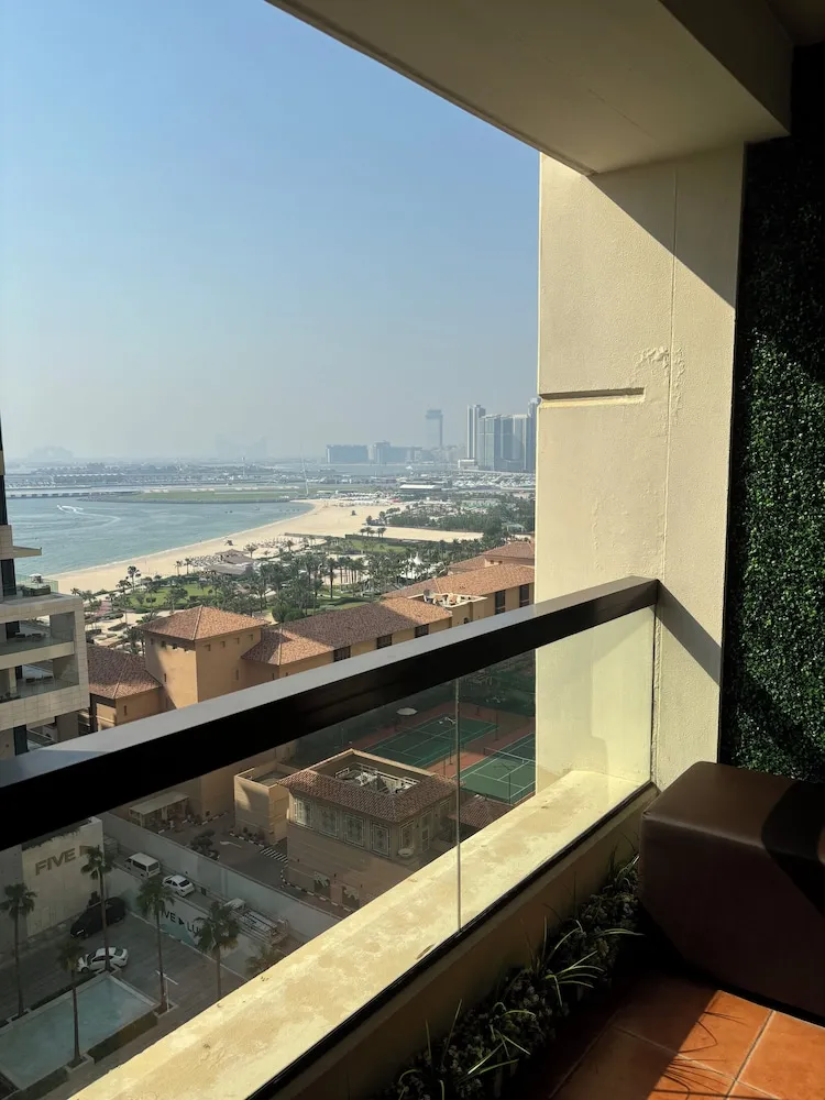 Comfort Tek Büyük Yataklı Oda, Kısmi Deniz Manzaralı