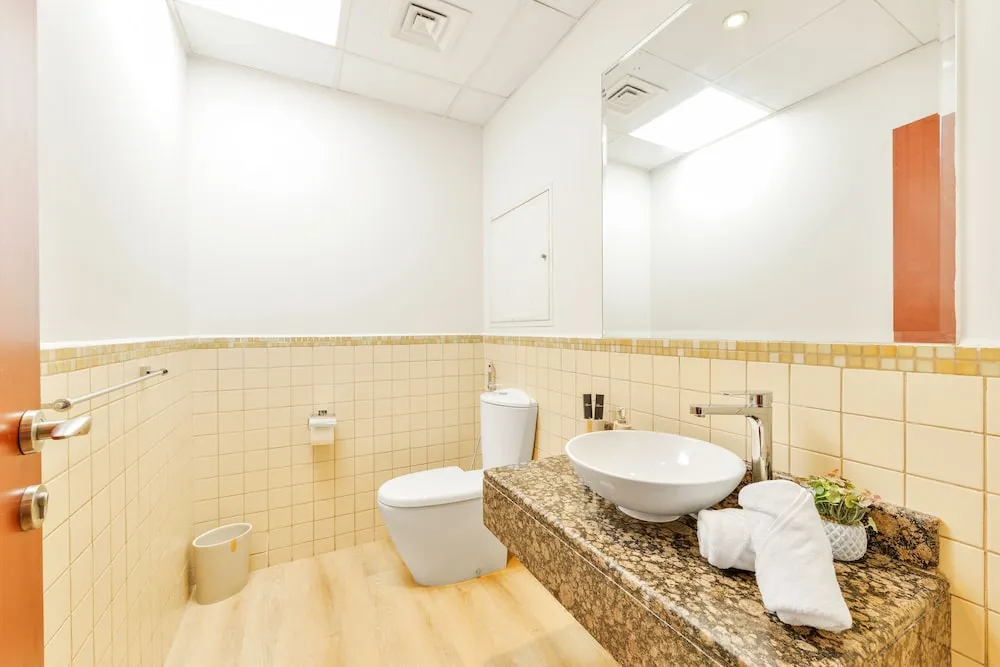 Deluxe 1BR Apartment - Marina View