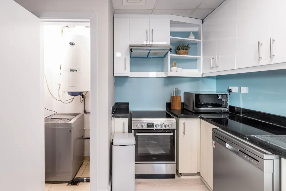 Deluxe 2BR Apartment - Marina View