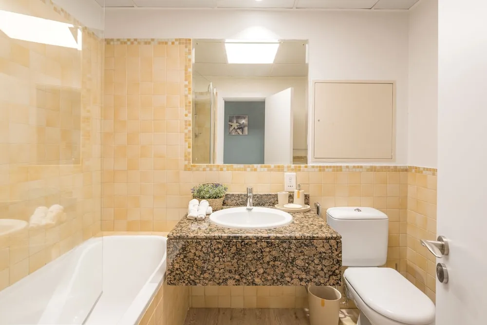 Deluxe 2BR Apartment - Marina View