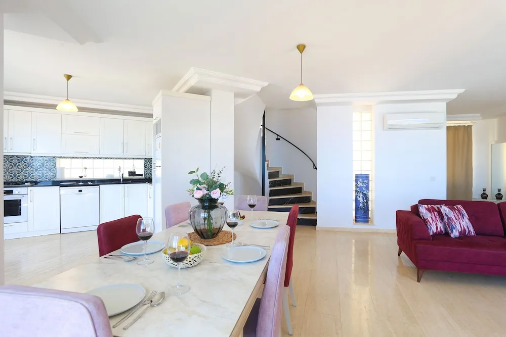 Deluxe Villa