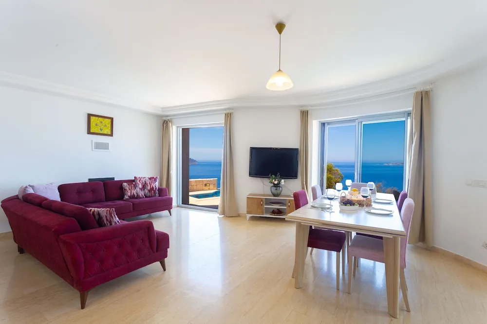 Deluxe Villa