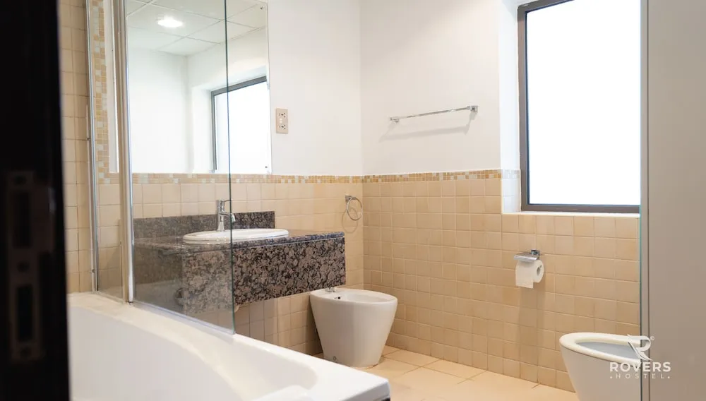 Shared Dormitory, 12-bed Mixed Dorm, R3