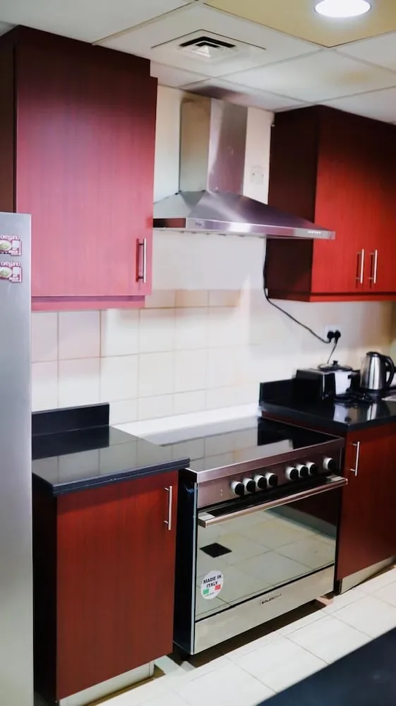 Standard Ortak Ranzalı Oda, Sadece kadınlar için