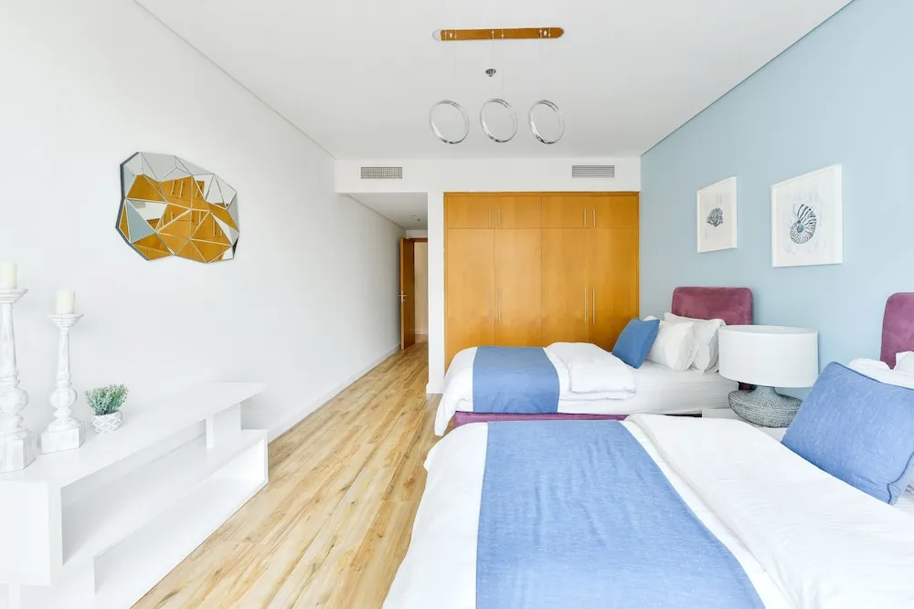 Deluxe 2BR Apartment