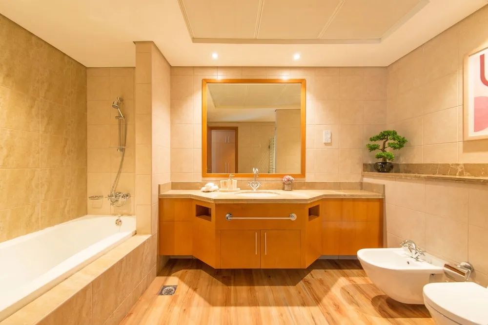 Deluxe 2BR Apartment