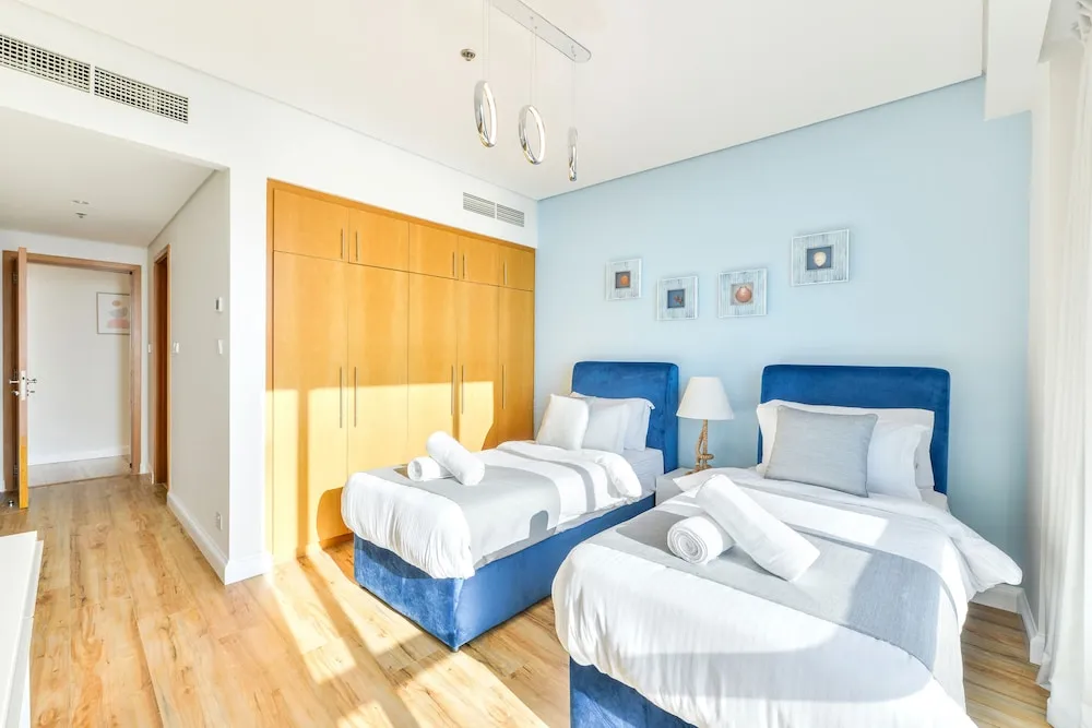Deluxe 2BR Apartment plus maids room