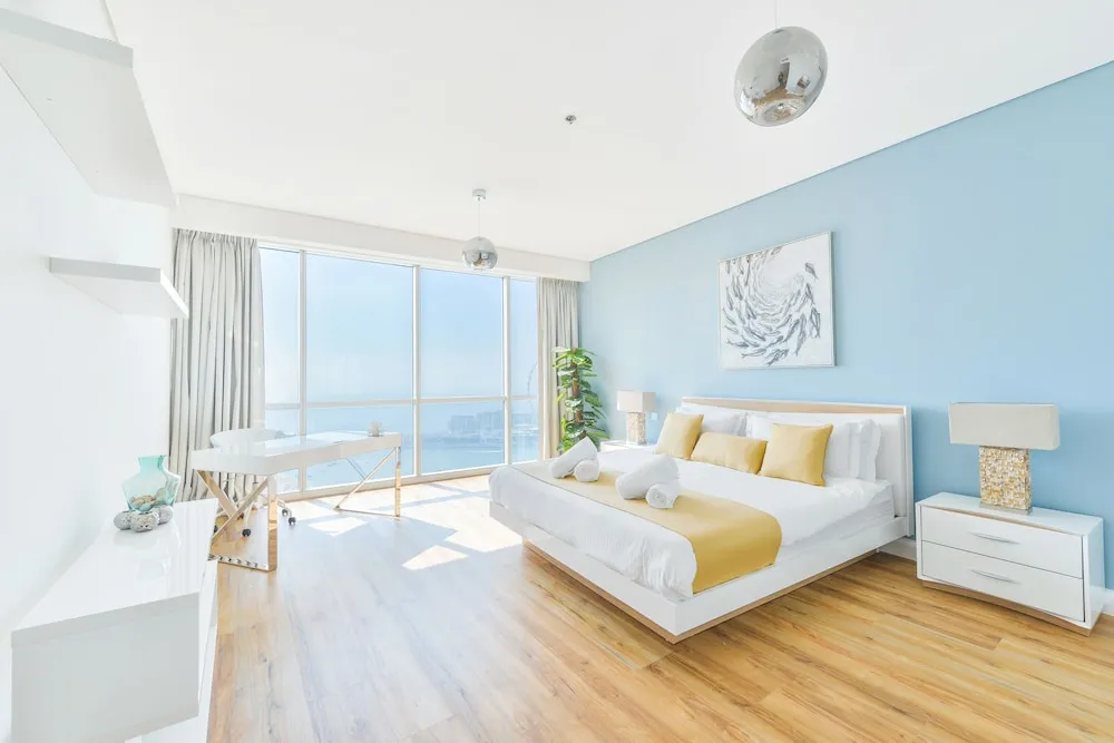 Deluxe 2BR Apartment plus maids room