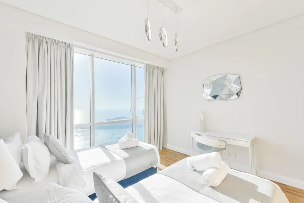 Deluxe 2BR Apartment plus maids room