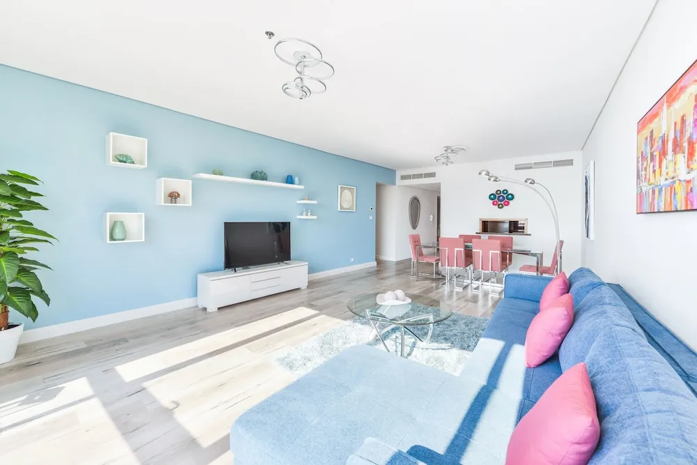 Deluxe 2BR Apartment plus maids room