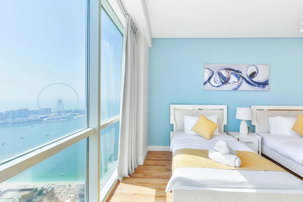 Deluxe 3BR Apartment plus maids room