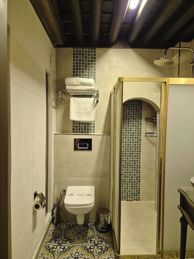 Deluxe Tek Büyük veya İki Ayrı Yataklı Oda, Şehir Manzaralı