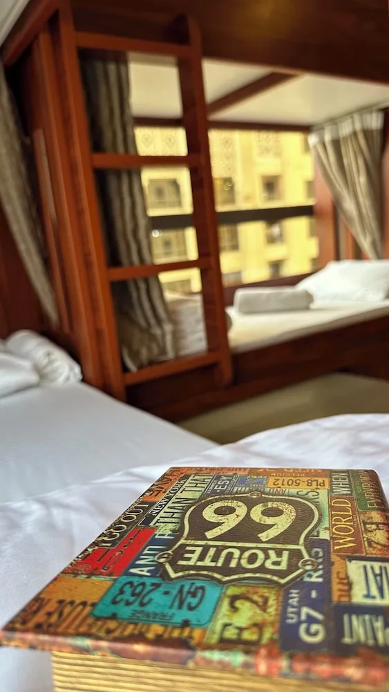 Comfort Ortak Ranzalı Oda, Şehir Manzaralı