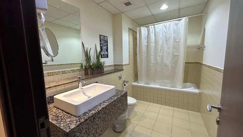 Comfort Ortak Ranzalı Oda, Şehir Manzaralı