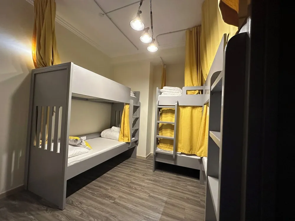 Deluxe Ortak Ranzalı Oda, Şehir Manzaralı