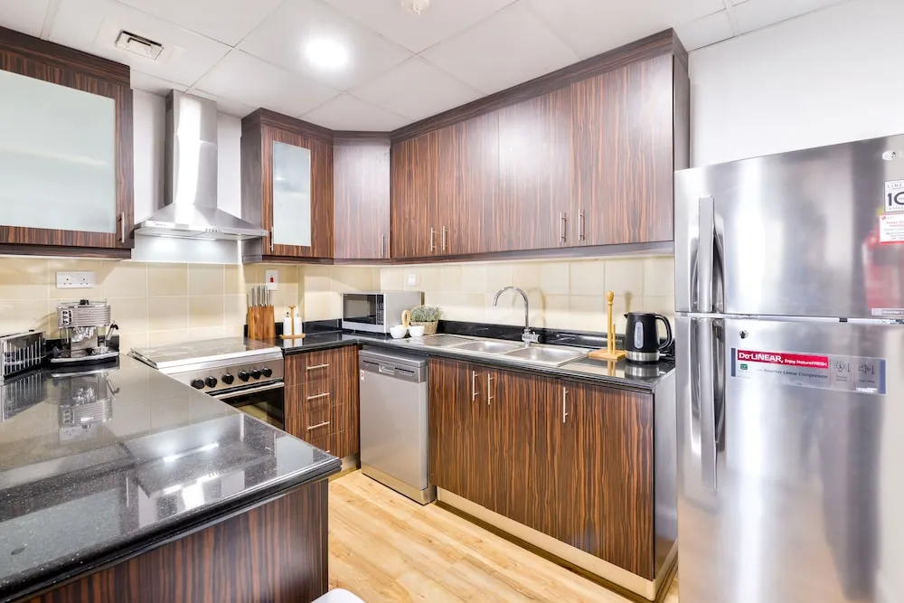 Deluxe 2BR Apartment