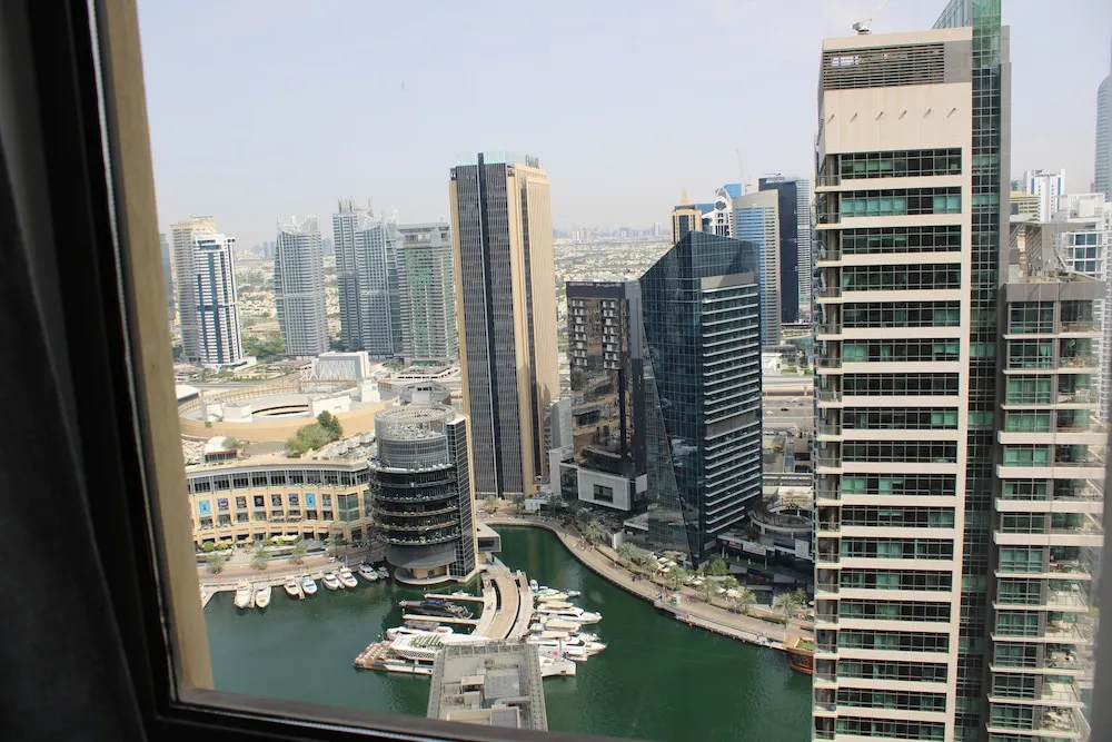 Deluxe Tek Büyük Yataklı Oda, Marina Manzaralı