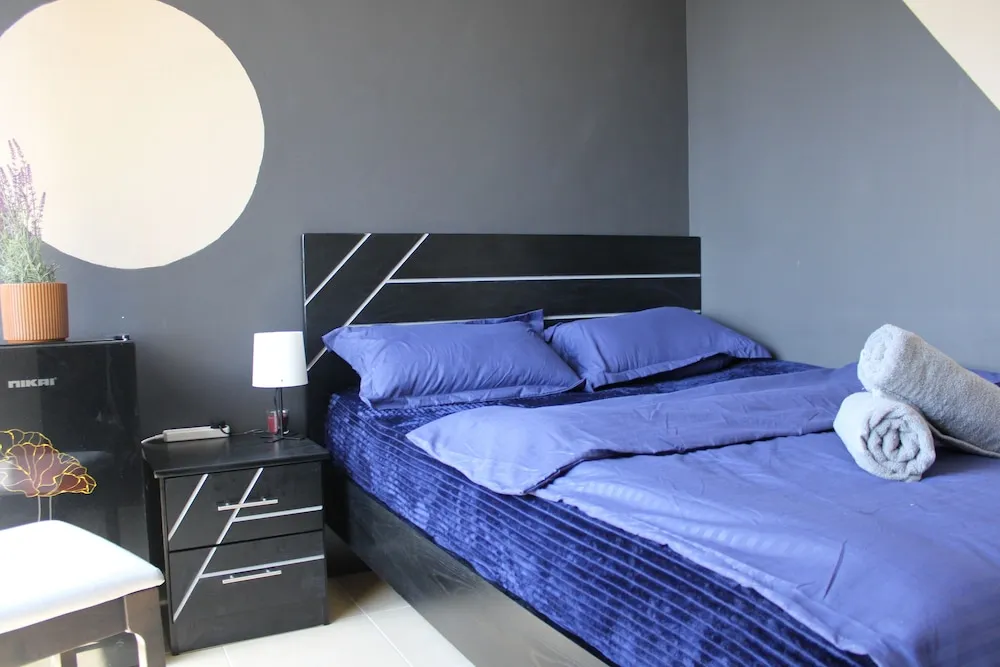 Deluxe Tek Büyük Yataklı Oda, Marina Manzaralı