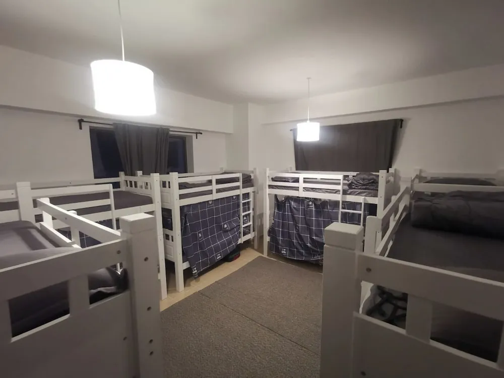 Deluxe Ortak Ranzalı Oda, Kısmi Deniz Manzarası