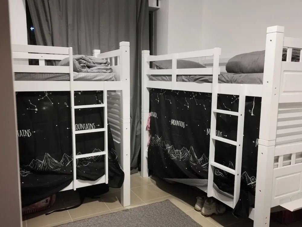 Deluxe Ortak Ranzalı Oda, Sadece kadınlar için, Sigara İçilmez, Kısmi Deniz Manzarası