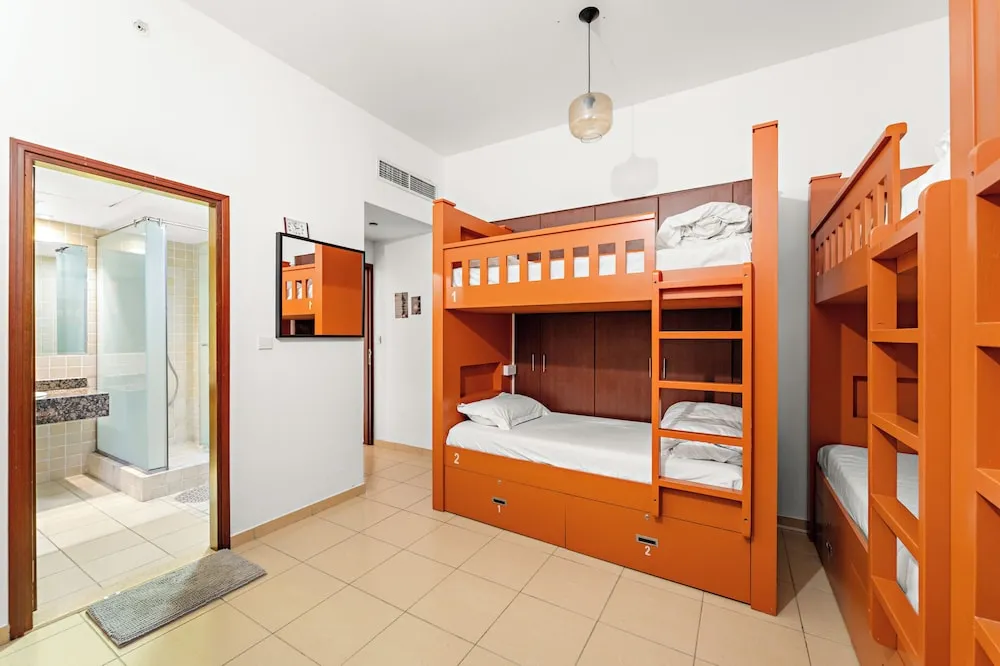 Deluxe Ortak Ranzalı Oda, Karma Ranzalı Oda