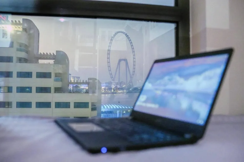 Deluxe Tek Büyük Yataklı Oda, Sadece kadınlar için, Plaj Manzaralı