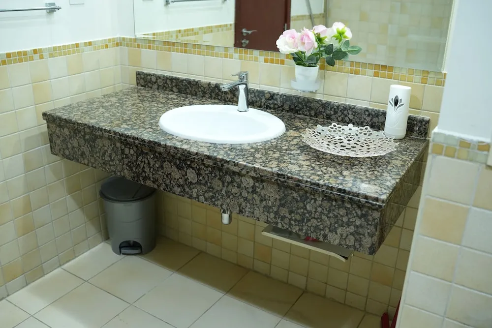 Deluxe Tek Büyük Yataklı Oda, Sadece kadınlar için, Plaj Manzaralı