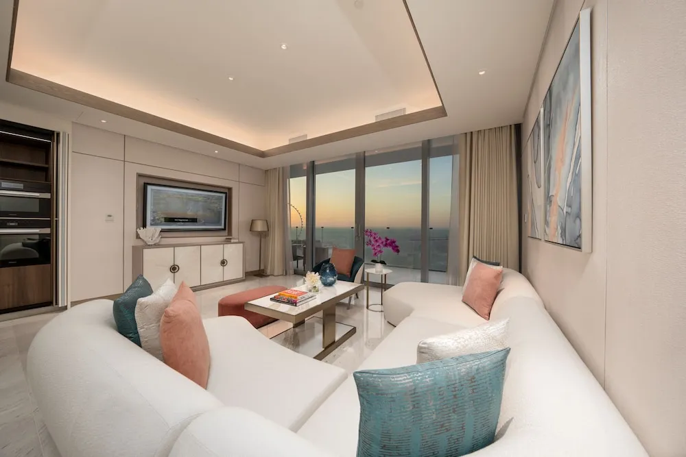 Four Bedroom Residence with Pools