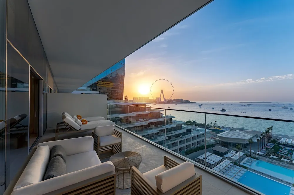 Gorgeous One Bedroom Suite