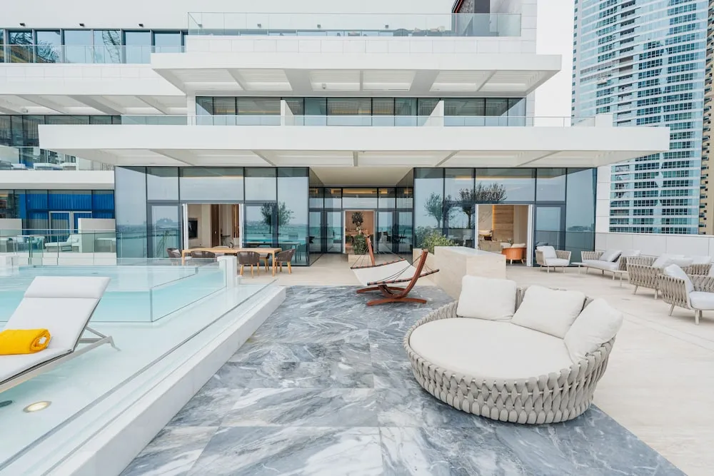 Incredible Suite with XL Pool